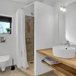 Three-bedroom In Casa vacanze *