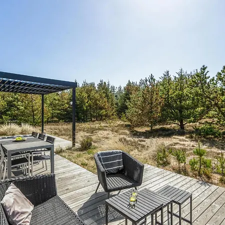بيت للعطل Three-bedroom In