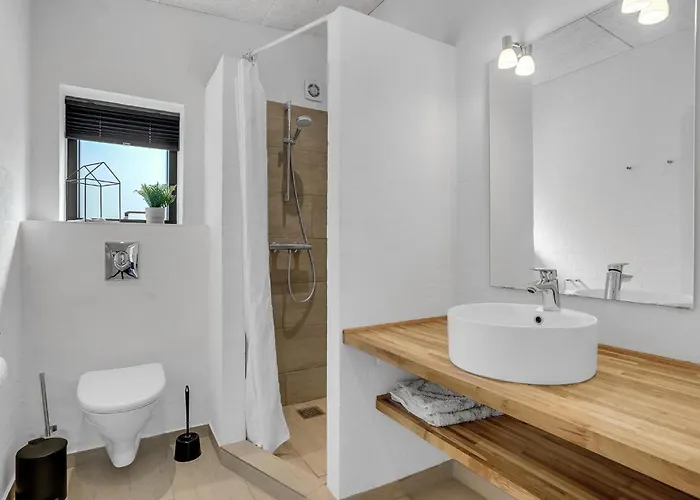 Three-bedroom In بيت للعطل *